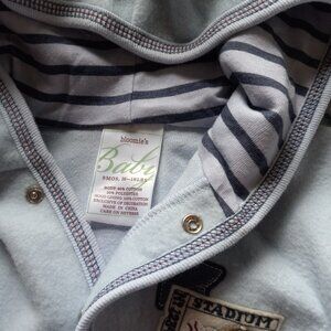 Baby Bloomingdale hooded creeper